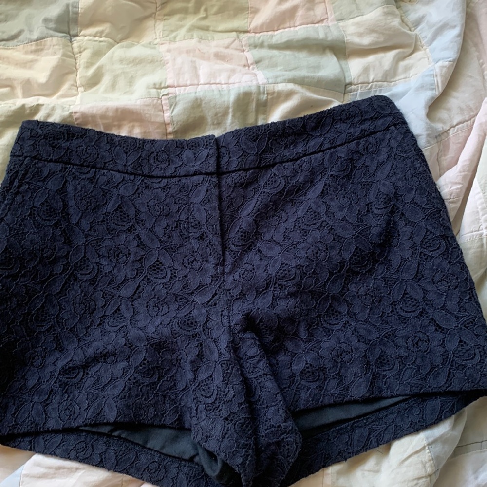 BLUE DRESS SHORTS/ SIZE SMALL